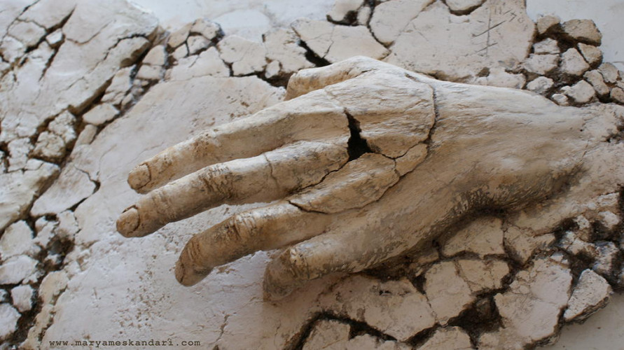 Hands Sculpture 43